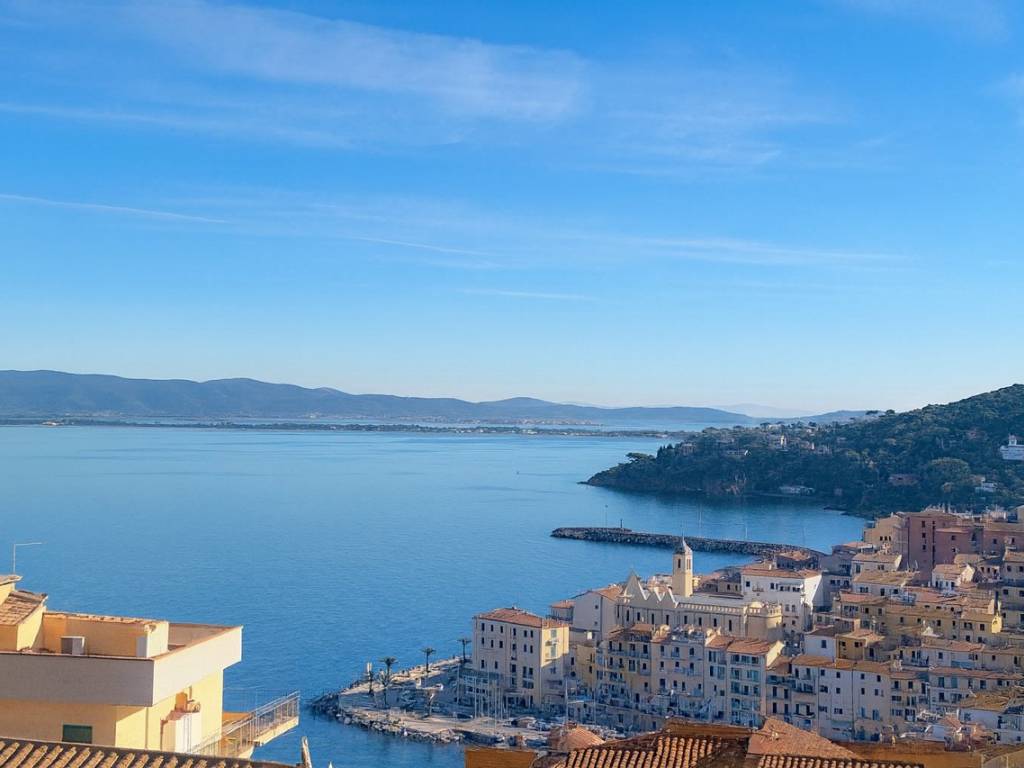 appartamento in vendita a Monte Argentario in zona Porto Santo Stefano