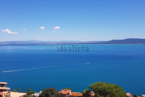 appartamento in vendita a Monte Argentario in zona Porto Santo Stefano