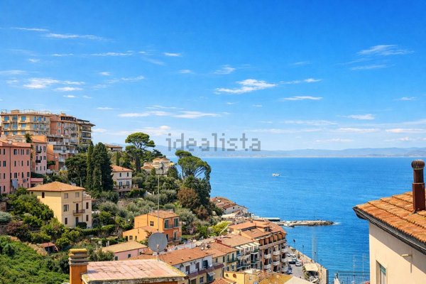 appartamento in vendita a Monte Argentario in zona Porto Santo Stefano