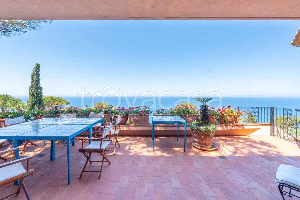 casa indipendente in vendita a Monte Argentario in zona Porto Santo Stefano