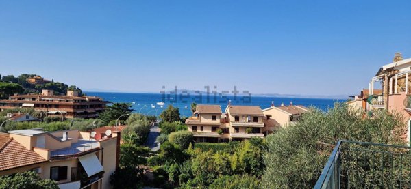 appartamento in vendita a Monte Argentario in zona Porto Santo Stefano