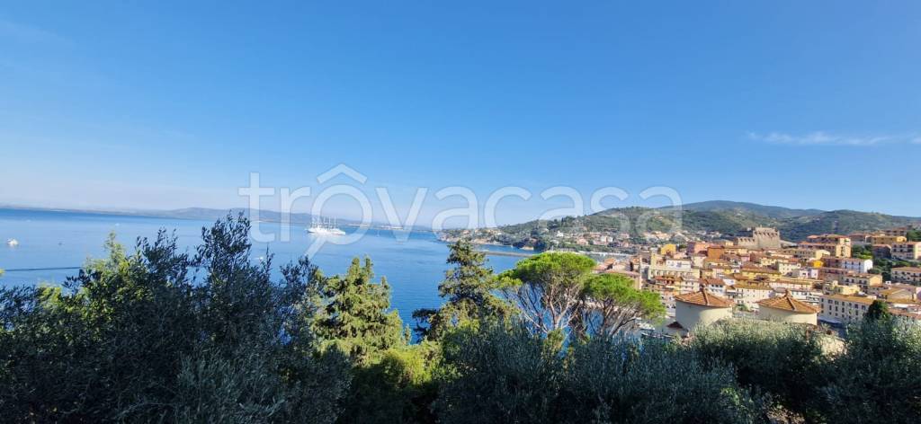 appartamento in vendita a Monte Argentario in zona Porto Santo Stefano
