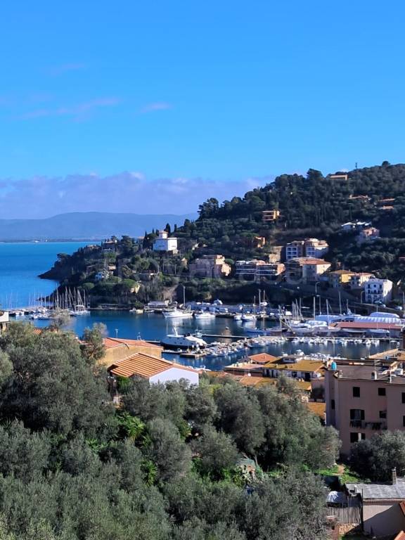 appartamento in vendita a Monte Argentario in zona Porto Santo Stefano