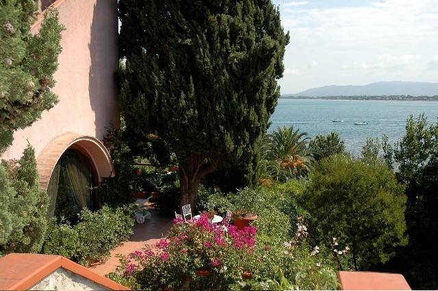 casa indipendente in vendita a Monte Argentario in zona Porto Santo Stefano
