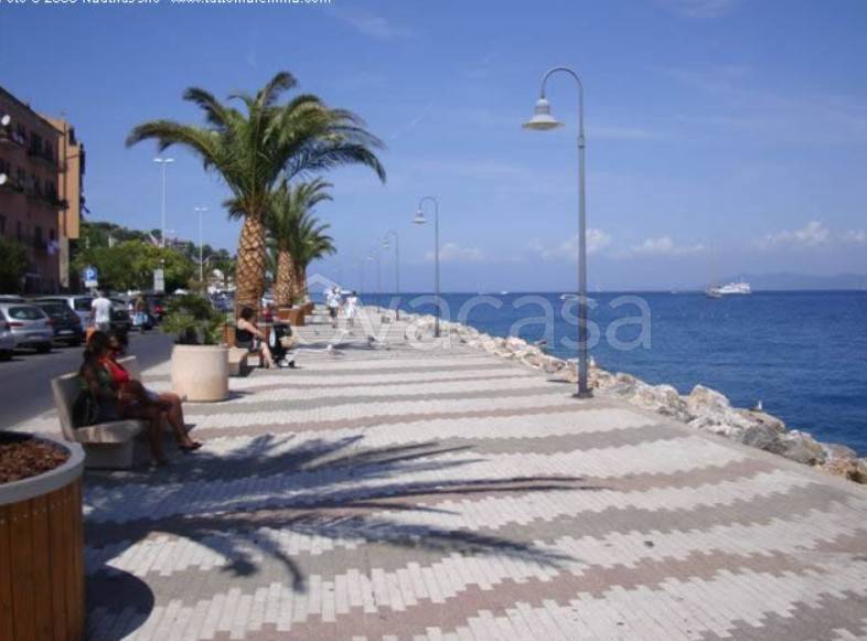 appartamento in vendita a Monte Argentario in zona Porto Santo Stefano