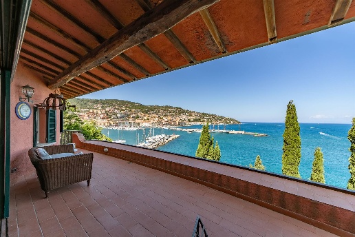 casa indipendente in vendita a Monte Argentario in zona Porto Santo Stefano