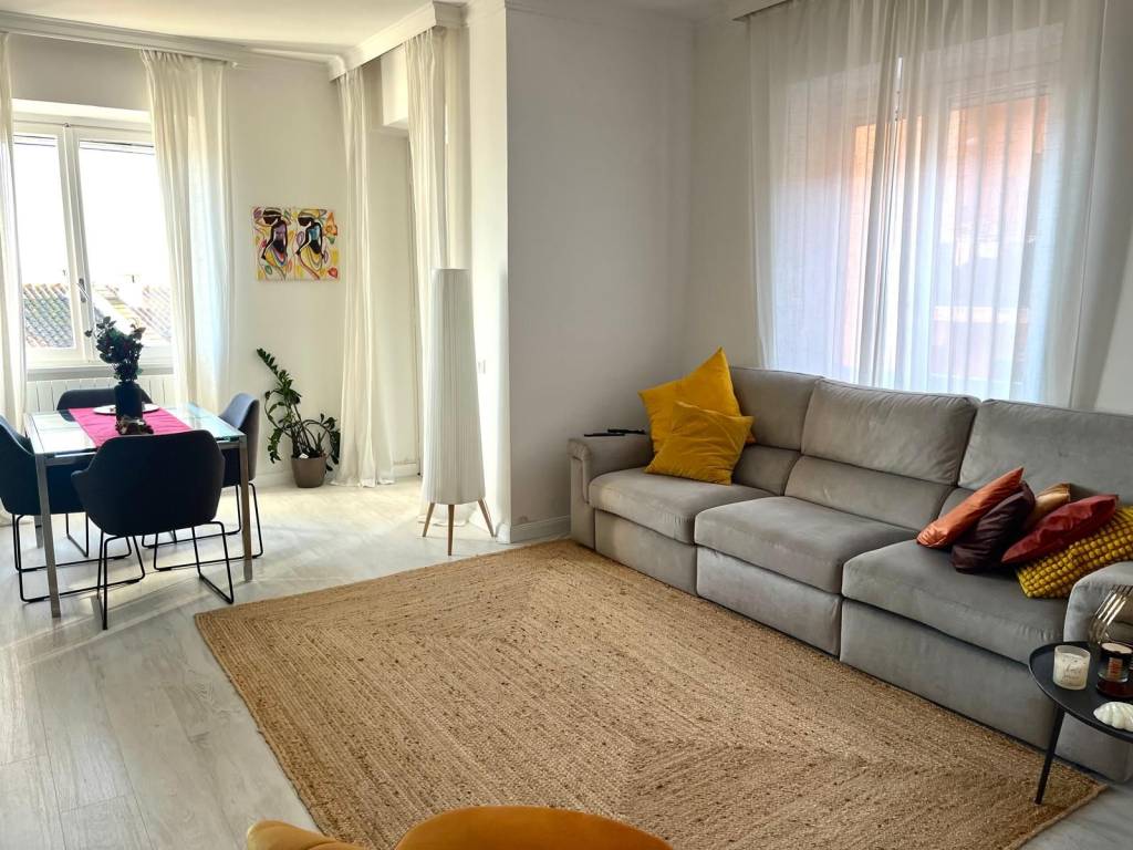 appartamento in vendita a Monte Argentario in zona Porto Santo Stefano