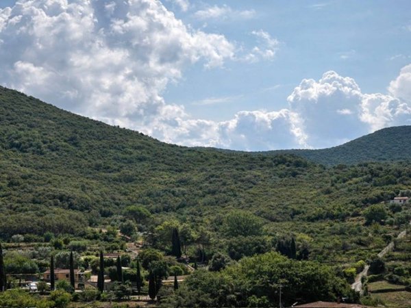 casa indipendente in vendita a Monte Argentario in zona Porto Santo Stefano
