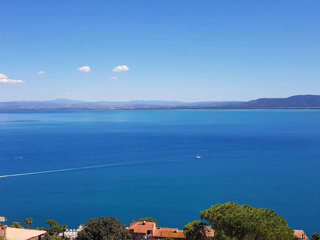 appartamento in vendita a Monte Argentario in zona Porto Santo Stefano