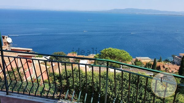 appartamento in vendita a Monte Argentario in zona Porto Santo Stefano