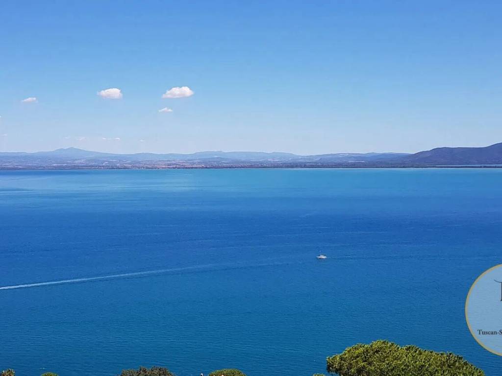 appartamento in vendita a Monte Argentario in zona Porto Santo Stefano