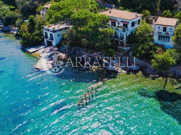 casa indipendente in vendita a Monte Argentario in zona Porto Santo Stefano
