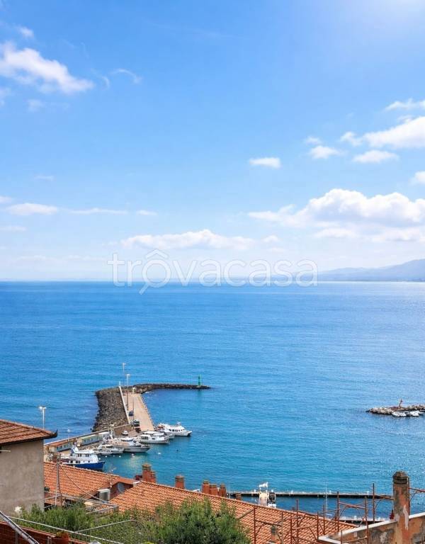 appartamento in vendita a Monte Argentario in zona Porto Santo Stefano