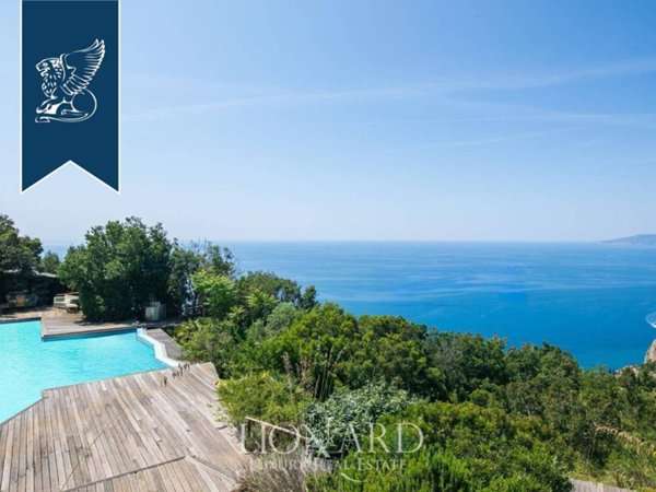 casa indipendente in vendita a Monte Argentario in zona Porto Santo Stefano