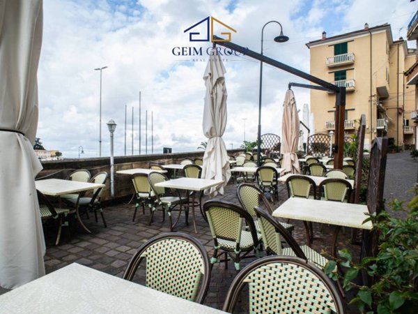 negozio in vendita a Monte Argentario in zona Porto Santo Stefano