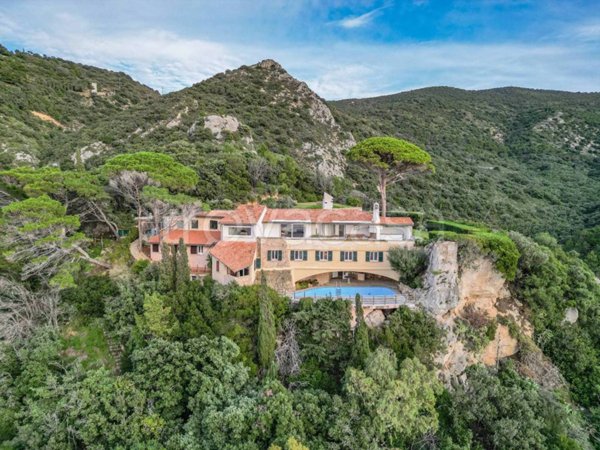 casa indipendente in vendita a Monte Argentario in zona Cala Piccola