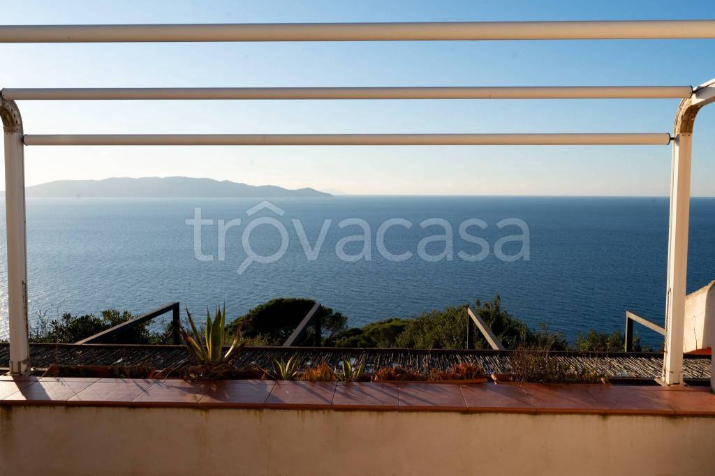 appartamento in vendita a Monte Argentario in zona Cala Piccola