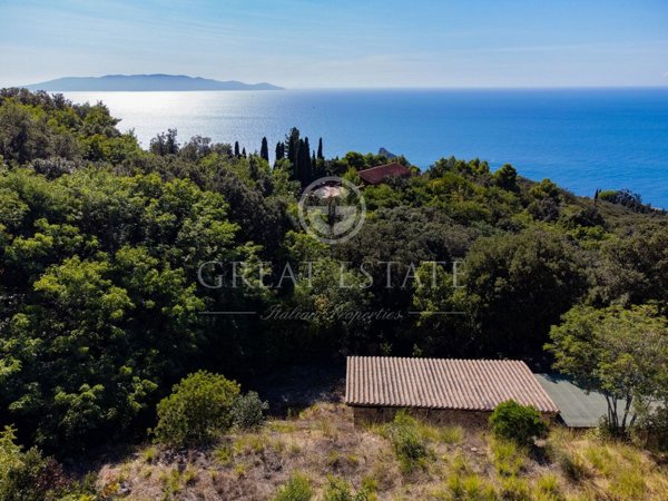 casa indipendente in vendita a Monte Argentario in zona Porto Santo Stefano