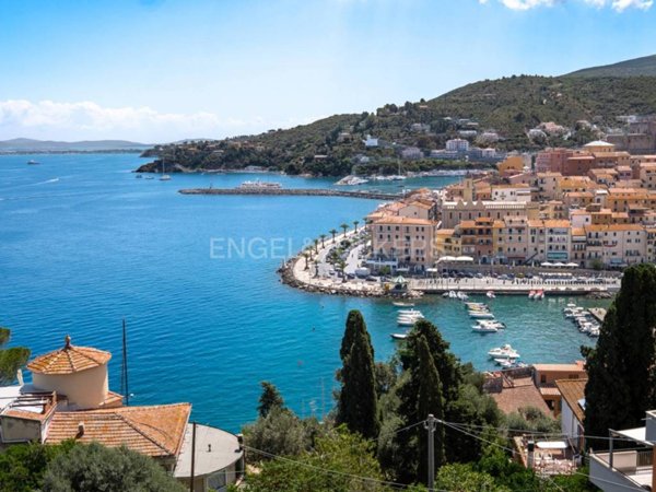 appartamento in vendita a Monte Argentario in zona Porto Santo Stefano