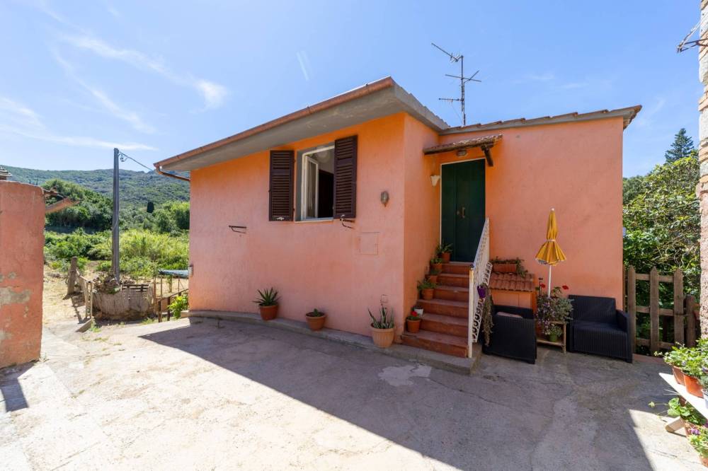casa indipendente in vendita a Monte Argentario in zona Porto Santo Stefano