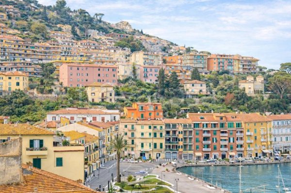 appartamento in vendita a Monte Argentario in zona Porto Santo Stefano