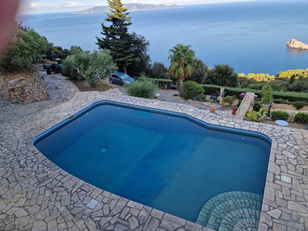 casa indipendente in vendita a Monte Argentario in zona Porto Santo Stefano