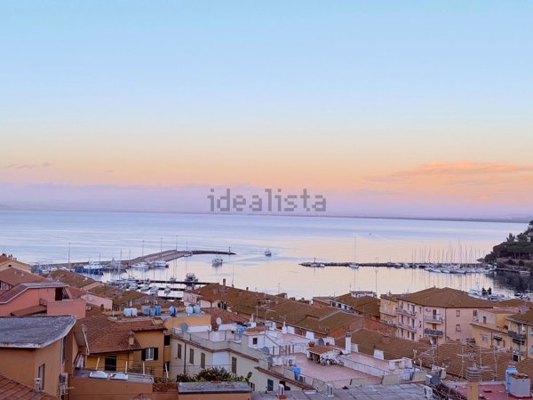 appartamento in vendita a Monte Argentario in zona Porto Santo Stefano