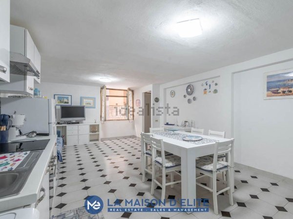 appartamento in vendita a Monte Argentario in zona Porto Santo Stefano