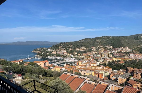 appartamento in vendita a Monte Argentario in zona Porto Santo Stefano
