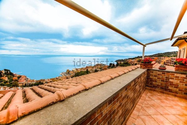 appartamento in vendita a Monte Argentario in zona Porto Santo Stefano