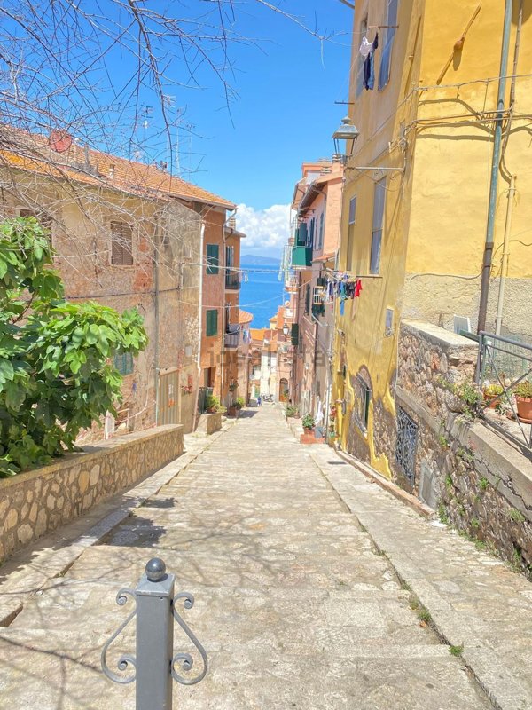 appartamento in vendita a Monte Argentario in zona Porto Santo Stefano