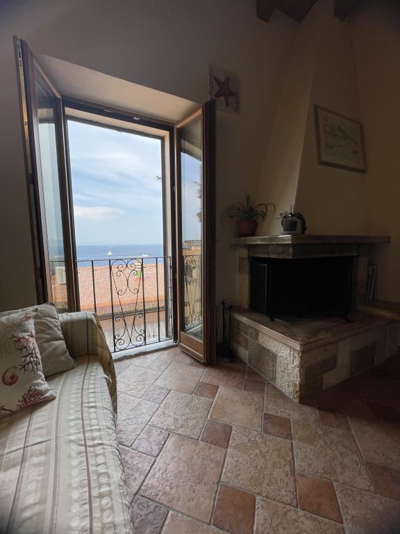 appartamento in vendita a Monte Argentario in zona Porto Santo Stefano