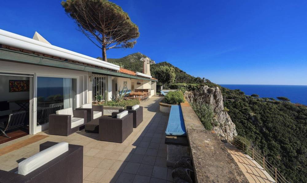 casa indipendente in vendita a Monte Argentario in zona Porto Santo Stefano