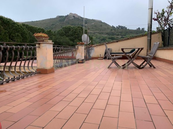 casa indipendente in vendita a Monte Argentario in zona Porto Ercole