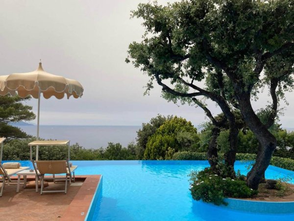 appartamento in vendita a Monte Argentario in zona Porto Santo Stefano