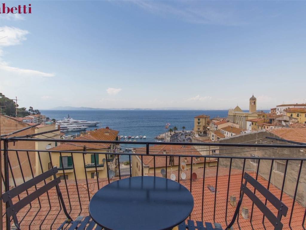 appartamento in vendita a Monte Argentario in zona Porto Santo Stefano