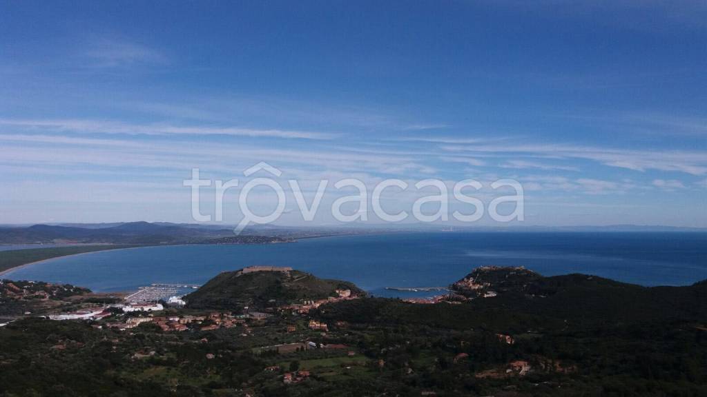 casa indipendente in vendita a Monte Argentario in zona Porto Ercole