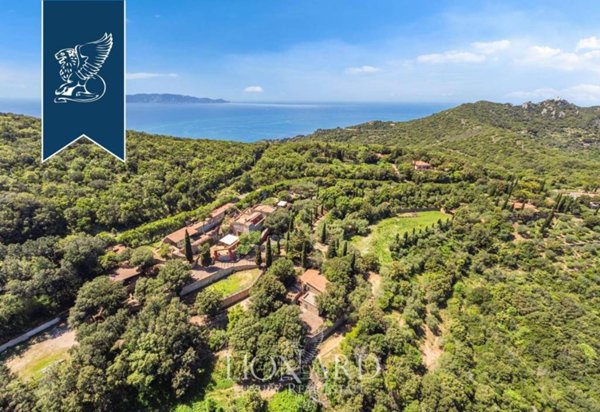 villa in vendita a Monte Argentario in zona Porto Santo Stefano