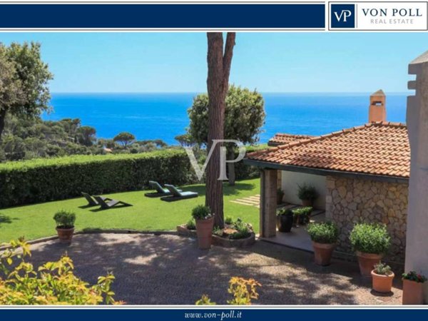 casa indipendente in vendita a Monte Argentario in zona Cala Piccola