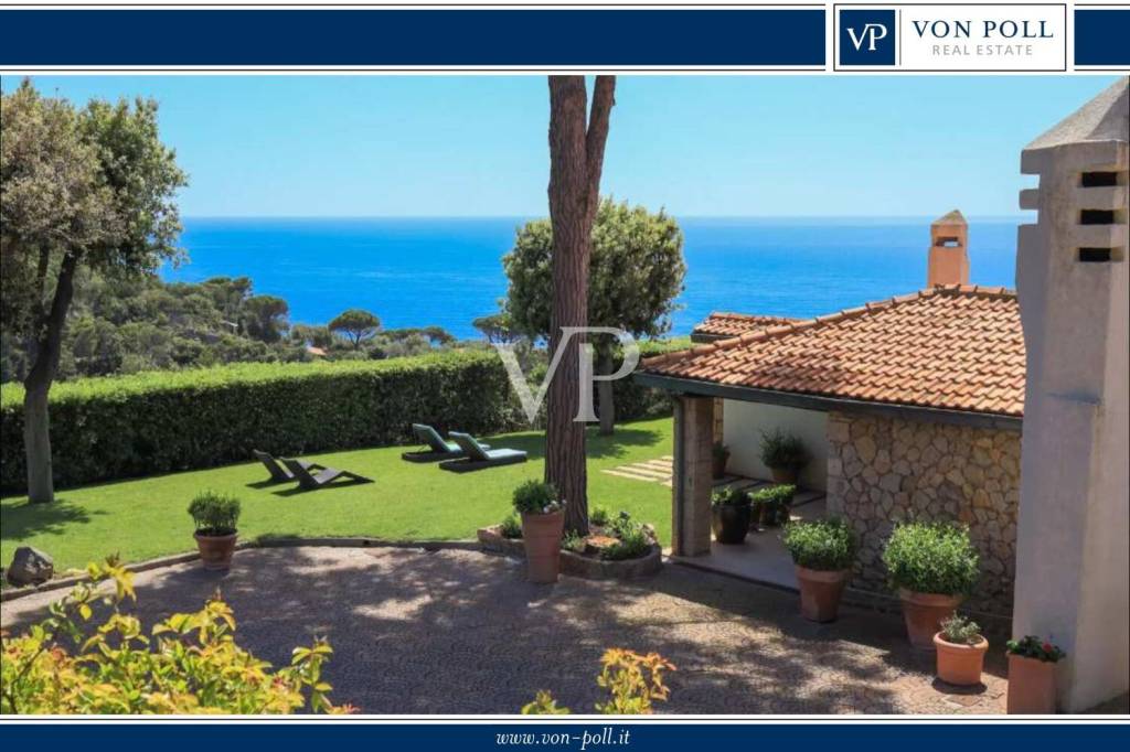 casa indipendente in vendita a Monte Argentario in zona Cala Piccola