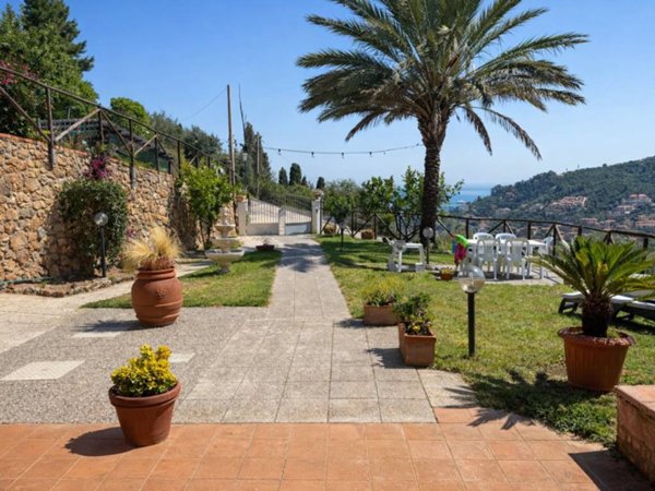 appartamento in vendita a Monte Argentario in zona Porto Santo Stefano