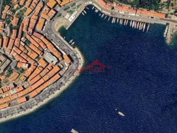 appartamento in vendita a Monte Argentario in zona Porto Santo Stefano
