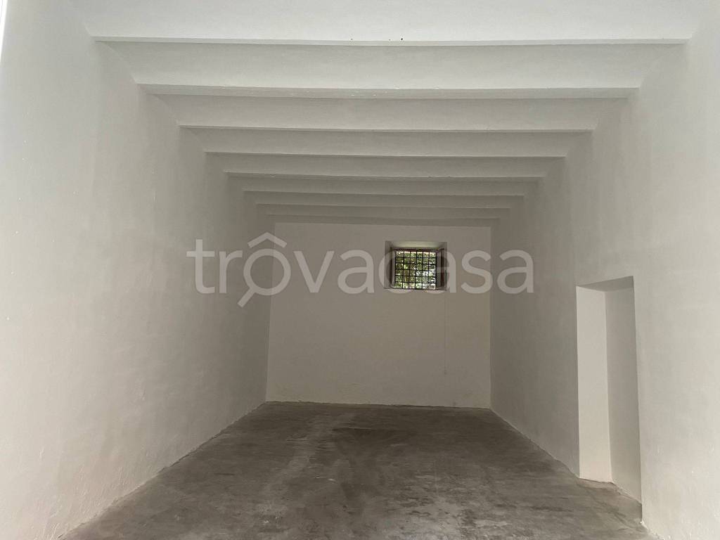 locale commerciale in vendita a Monte Argentario in zona Porto Santo Stefano