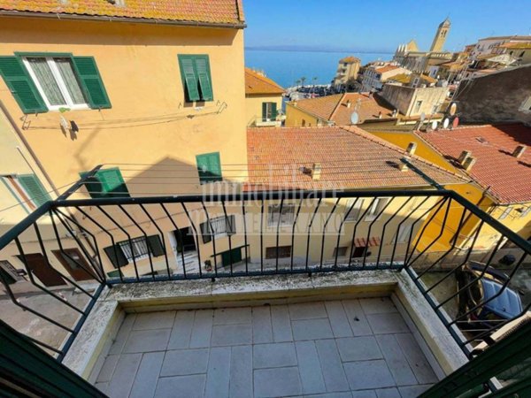 appartamento in vendita a Monte Argentario in zona Porto Santo Stefano