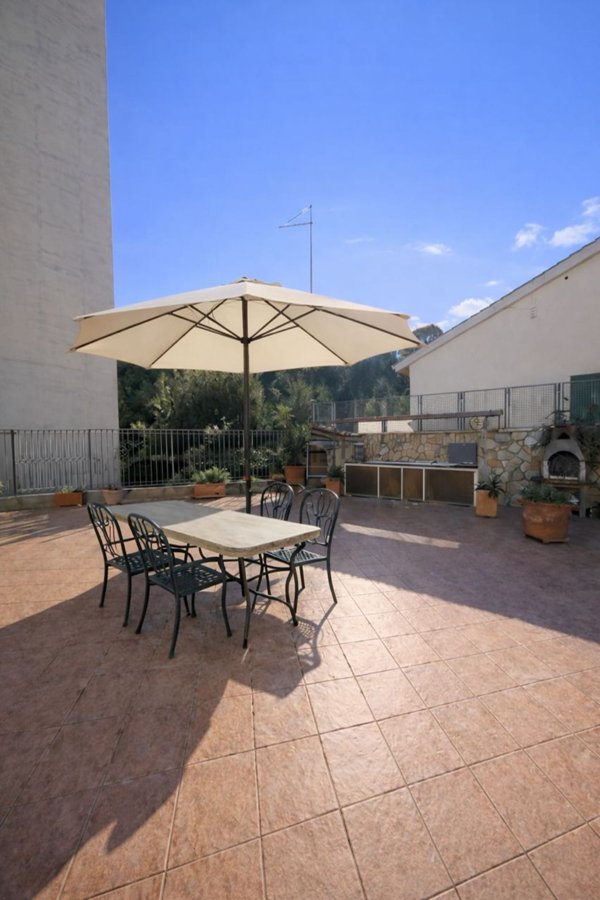 appartamento in vendita a Monte Argentario in zona Porto Santo Stefano