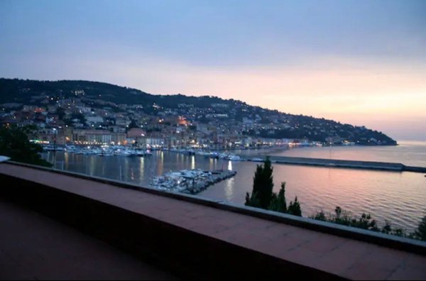 casa indipendente in vendita a Monte Argentario in zona Porto Santo Stefano