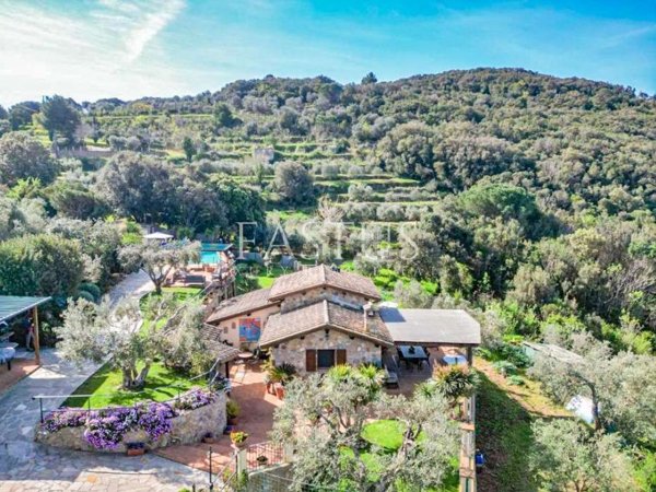 pentavano in vendita a Monte Argentario