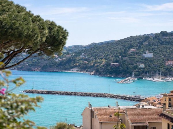 appartamento in vendita a Monte Argentario in zona Porto Santo Stefano