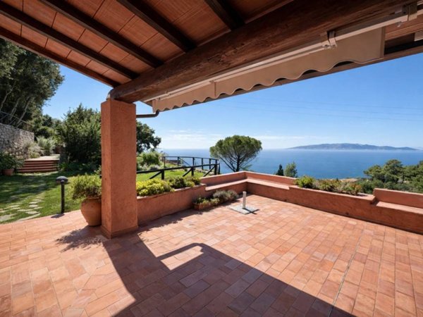 casa indipendente in vendita a Monte Argentario in zona Porto Santo Stefano
