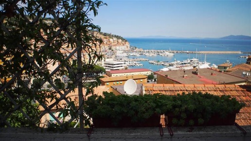 casa indipendente in vendita a Monte Argentario in zona Porto Santo Stefano